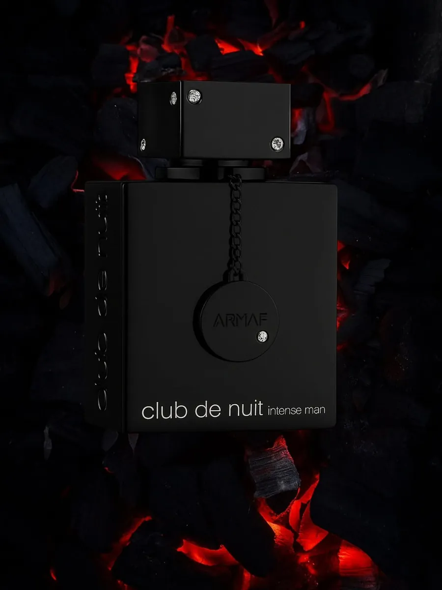 Perfume Club de Nuit Intense Man, da Armaf, sobre brasas